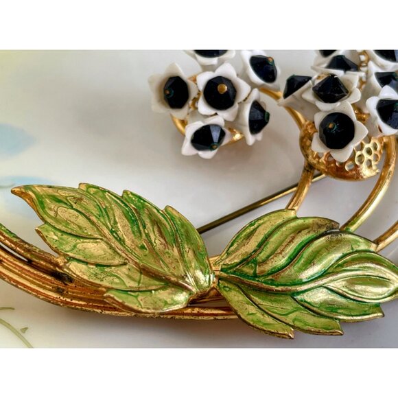 Vintage 1950s Metal Flower Brooch Porcelain Glass Bead Accents - Picture 8 of 11